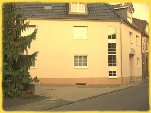 Hotel Am Weyerhof Kerpen  Exteriör bild
